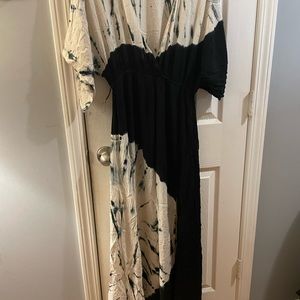 Gorgeous black and white maxi dress